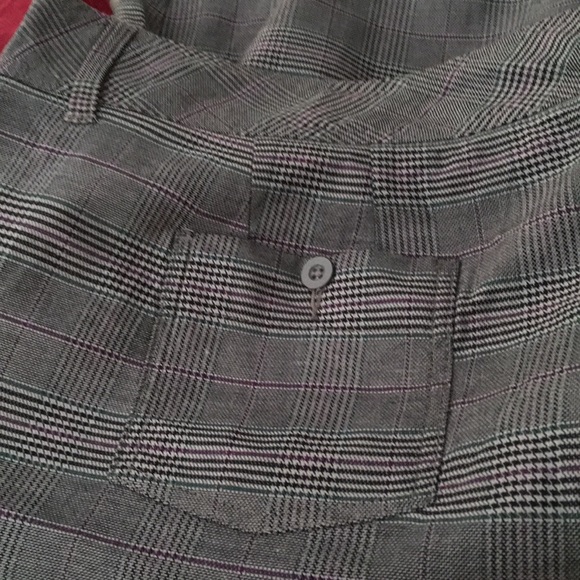 Avenue Cotton Plaid Gaucho Pants, 26W - Picture 9 of 15